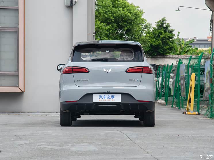 SAIC-GM-Wuling Binguo PLUS 2024 330km five-seat version
